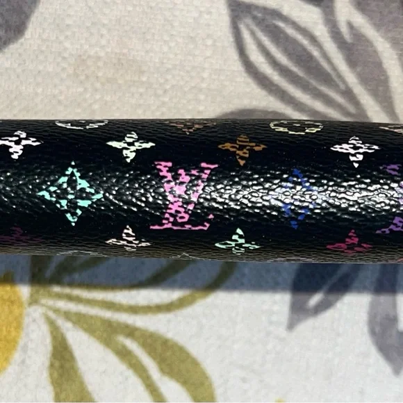 Louis Vuitton Black Multicolor Monogram Wallet. - Picture 6 of 15